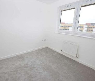 Fortune Avenue, Edgware, HA8 - Photo 1