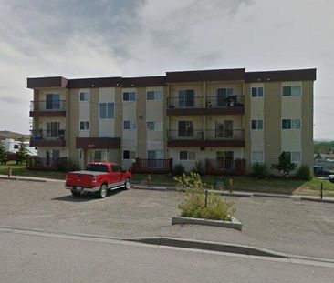 Driftwood Manor – 1 Bedroom - Photo 1