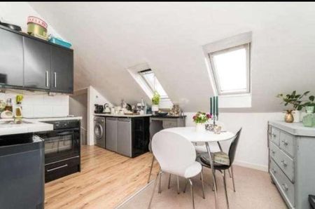 Nunnery Fields, Canterbury, CT1 - Photo 5