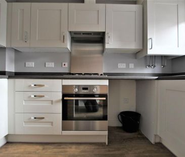 2 bedroom house to rent - Photo 1