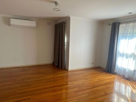 COMFORT & LOCATION - Photo 4