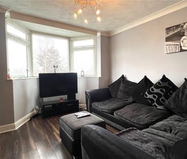 Abbey Crescent, Belvedere, Kent, DA17 5AY - Photo 2