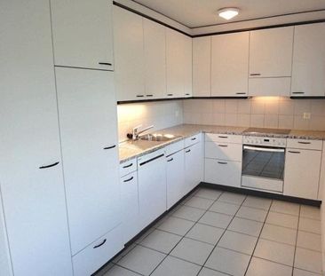 Ihre 4.5-Zimmer-Wohnung in einer grünen und ruhigen Umgebung - Photo 3