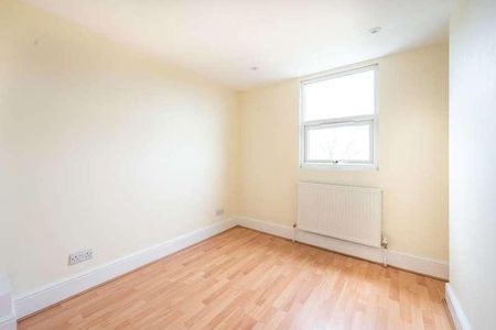 Ilford, Manor, E12 - Photo 5