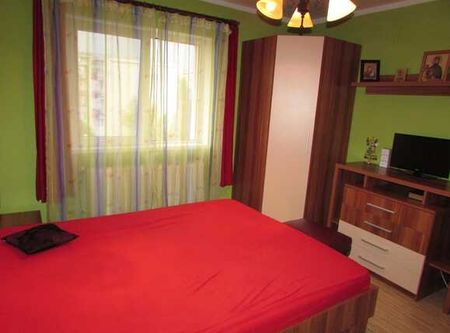 Apartament 3 camere, 65 mp, parcare, totul nou la prima inchiriere, zona strazii Campului - Photo 2