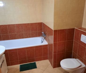 BEZ PROVÍZIE-Prenájom 2i (55,24 m2),10/13,LOGGIA,GARÁŽ, Jégeho, BA II - Photo 4