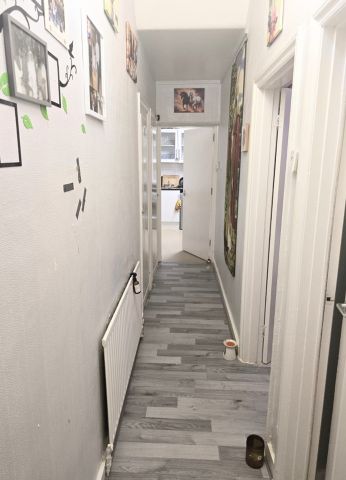 Room in a Shared Flat, Oxenford Street, SE15 - Photo 5