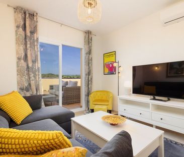 Apartamento de alquiler en El Faro de Calaburra - Chaparral - Photo 2