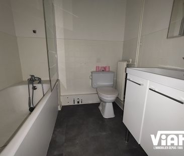 BEAU T2 AVEC BALCON - Photo 3