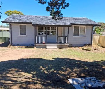 FOR LEASE - 3-BEDROOM HOME IN BLACKETT - Photo 3