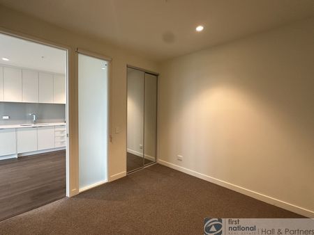 Welcome to THE LONSDALE - Photo 2