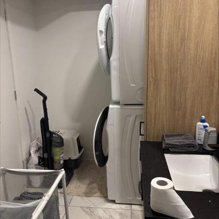 1 CH - 1 SDB - Montréal - $990 /mo - Photo 3