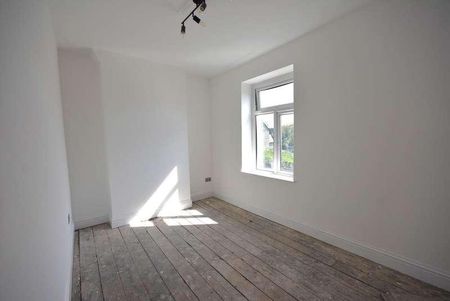Hill Terrace, Penarth, CF64 - Photo 2
