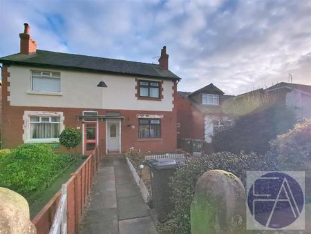 2 bedroom semi-detached house to rent - Photo 5
