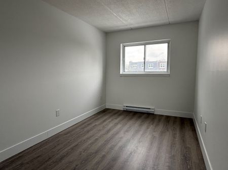 For Lease - 200 Garden Street Unit# 310, Whitby, Ontario - Photo 3