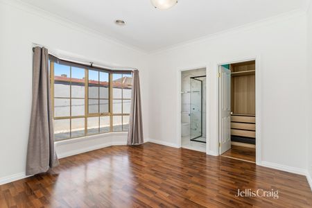 161 Mills Street, Altona North VIC 3025 - Townhouse For Rent | Domain - Photo 3