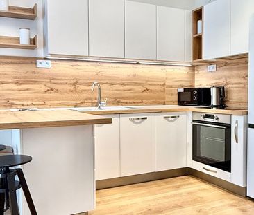 Moderný 1 izbový byt s dvoj-balkónom v Rezidencii Kyjevská - Photo 4
