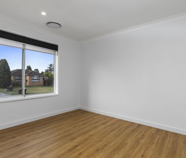 12 Charles Todd Crescent, Werrington County - Photo 5