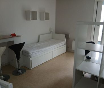 Location Appartement 1 pièce 18m² - Photo 1