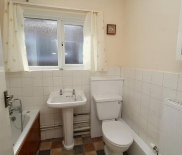 3 bedroom bungalow to rent - Photo 5