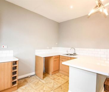 2 bedroom apartment to rent - Photo 5