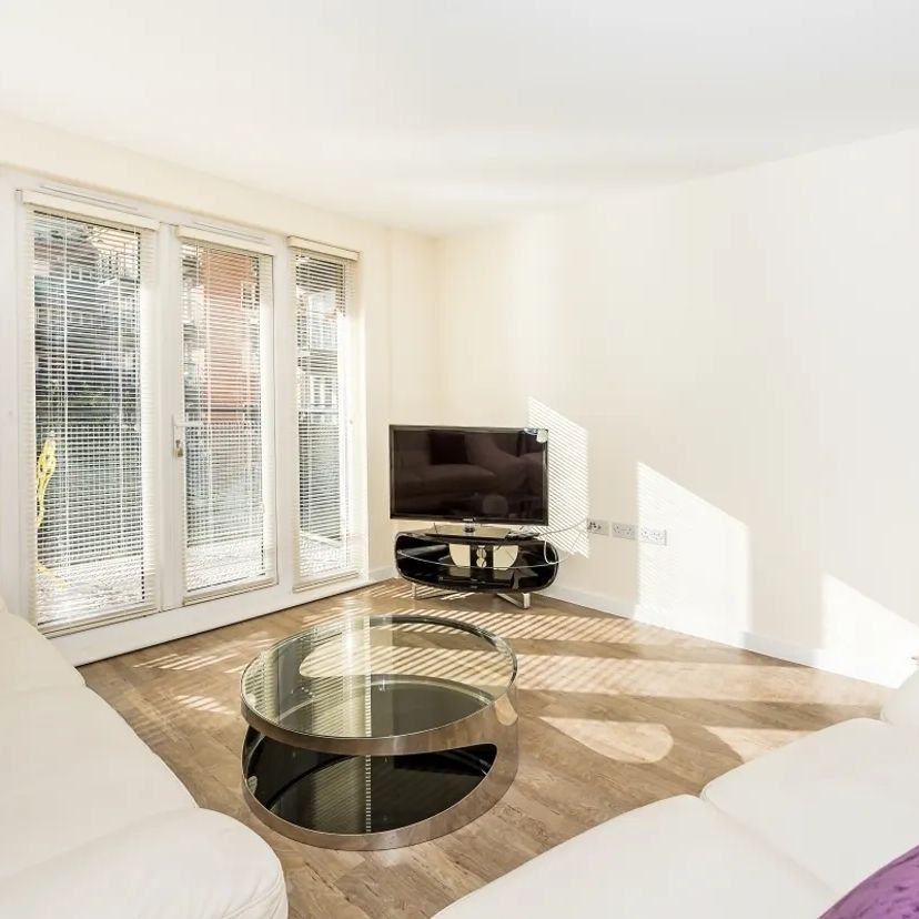 2 bedroom apartment to rent - Photo 1