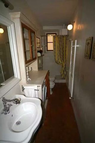 Via della Pergola, Florence, Tuscany 50121 - Photo 2