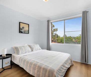 2-bedroom apartment in the heart of Campbelltown - Photo 1