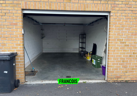 Ruim appartement met twee slaapkamers en garage in Ieper - Photo 2