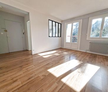 Location Appartement 3 pièces 57m² BEAUMONT 63110 - Photo 2