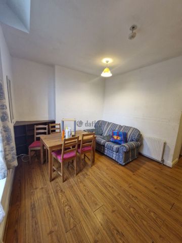 Apartment to rent in Dublin, Rathmines - Photo 3