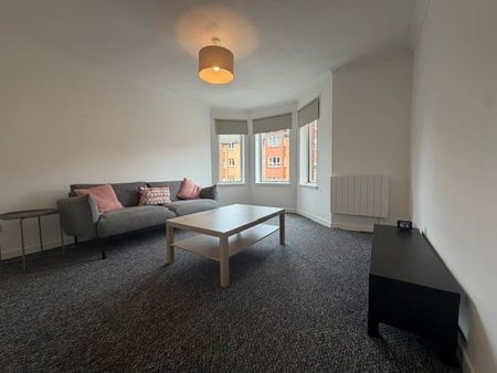 Golfhill Drive, Flat 20, Glasgow, Dennistoun, G31 2NY - Photo 2
