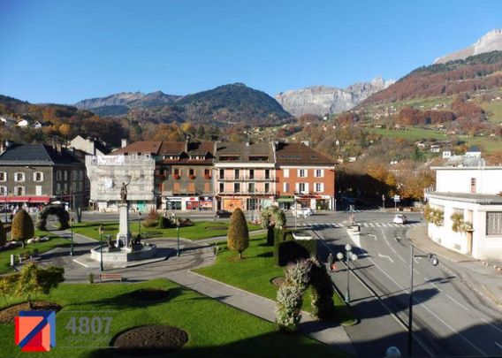 Appartement T3 à louer à Sallanches - Photo 1