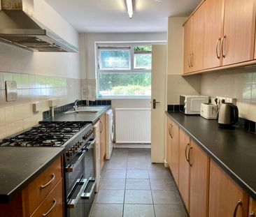 6 Perry Hill, Chelmsford, CM1 7RD – Top Back Double Room - Photo 1