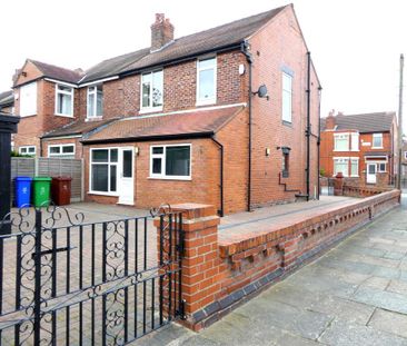 4 bedroom semi-detached house to rent - Photo 4