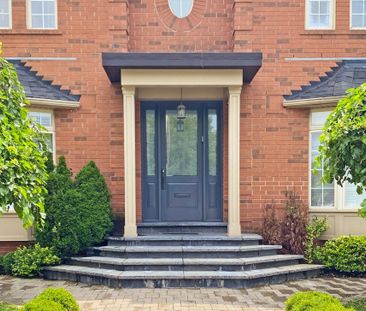 For Lease - 16 Hove Street, Toronto, Ontario - Photo 2