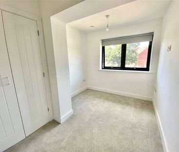 Chataway House, Leach Road, Chard, Somerset, TA20 - Photo 1