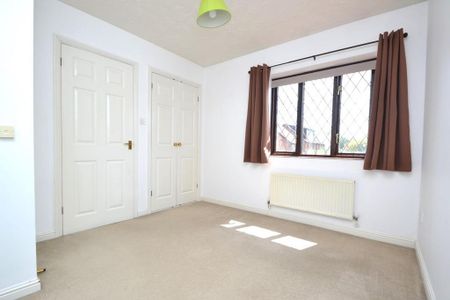 3 bedroom detached house to rent - Photo 5