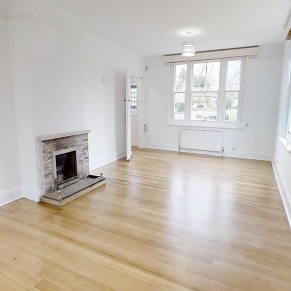 4 bedroom detached house to rent - Photo 1