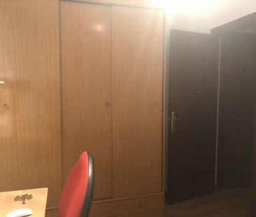 Travessera de les Corts, L'Hospitalet de Llobregat, Catalonia 08903 - Photo 3