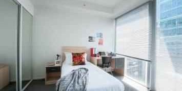 2 Bedroom Apartment - Large High Level - Photo 3