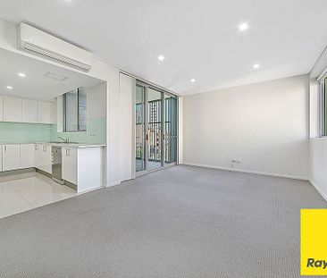 SUPREME LOCATION, SO CLOSE TO EVERYTHING - Photo 2