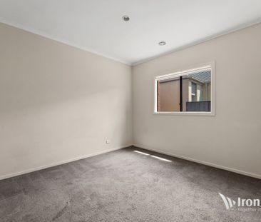 4-Bedroom Home for Lease! - Photo 5