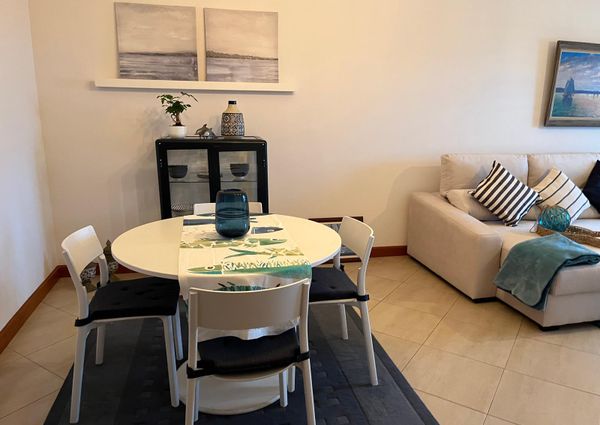 T2 na 1º linha da Praia da Barra com terraço vista mar!