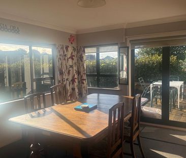 115 Sixteenth Avenue - Photo 5