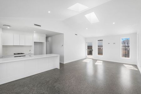 21 Lagoon Street - Photo 3