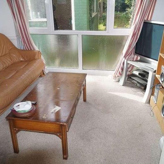 Wimborne Road, BH3 - Photo 1