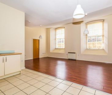 1 bedroom flat to rent - Photo 6