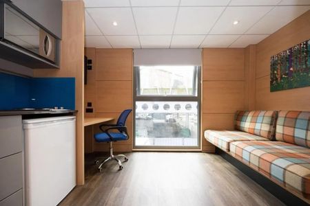 Studio to rent - Photo 2