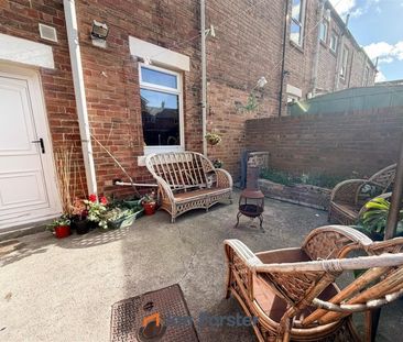 3 Bedroom House - Terraced - Photo 6